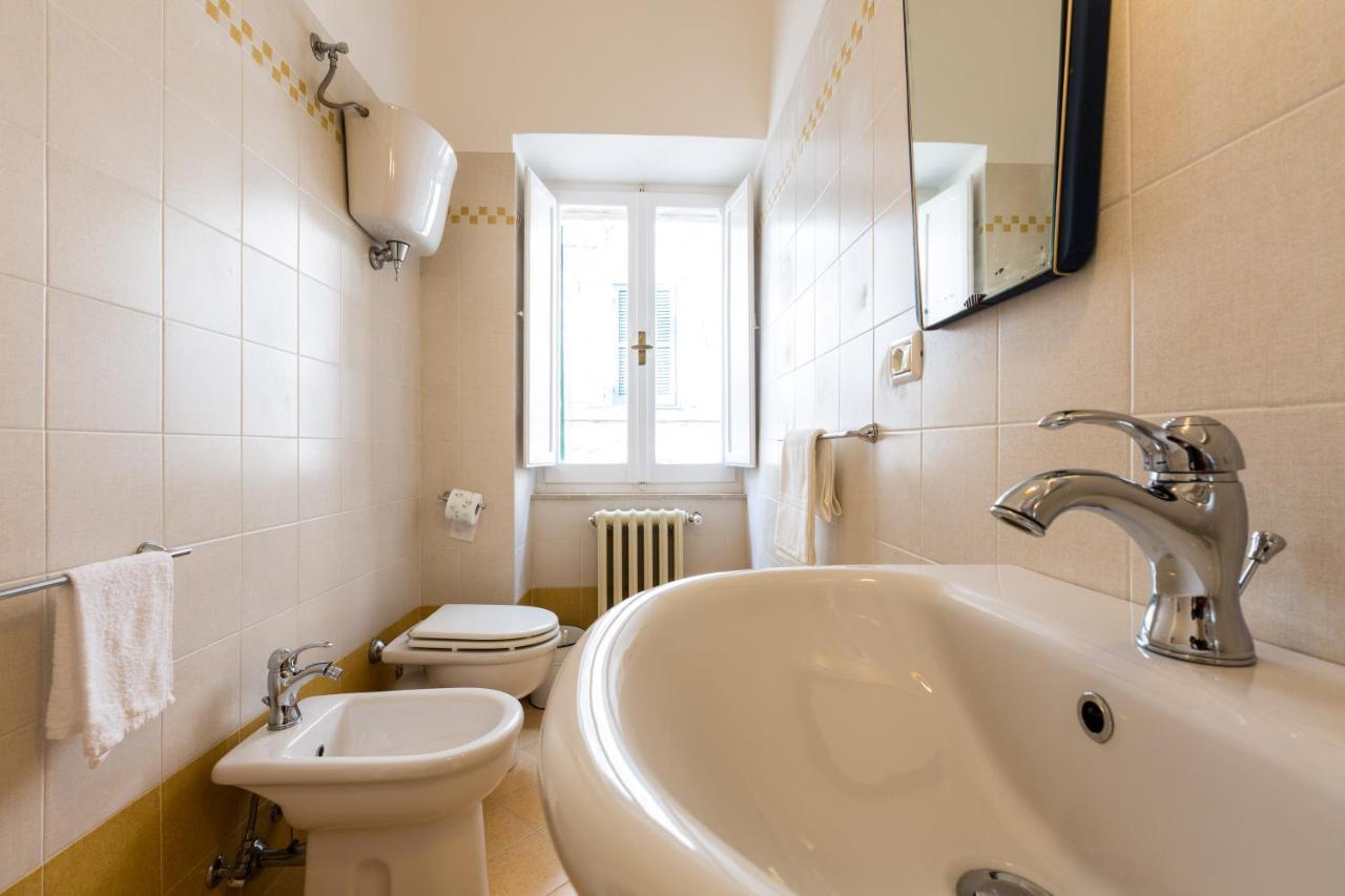 Room En Suite La Corte Ασίζη Εξωτερικό φωτογραφία