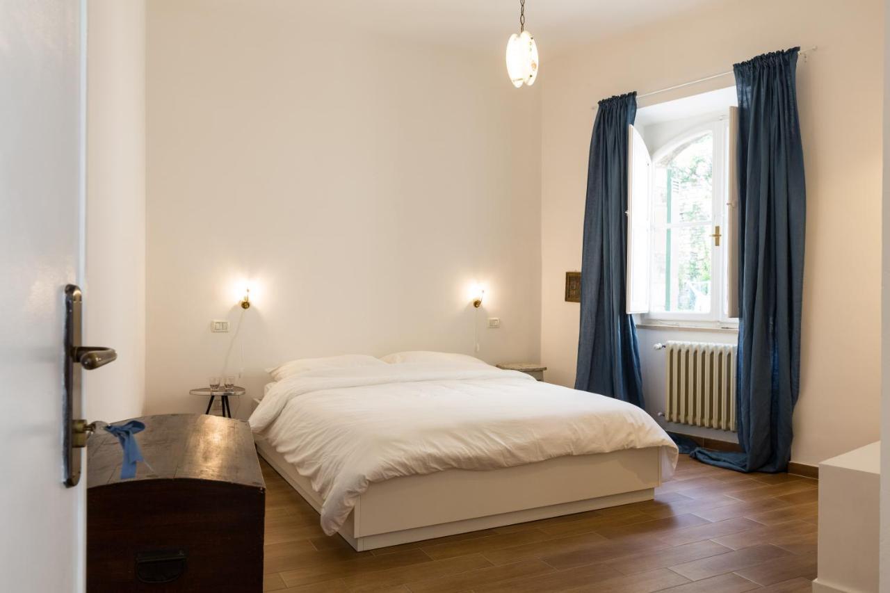 Room En Suite La Corte Ασίζη Εξωτερικό φωτογραφία