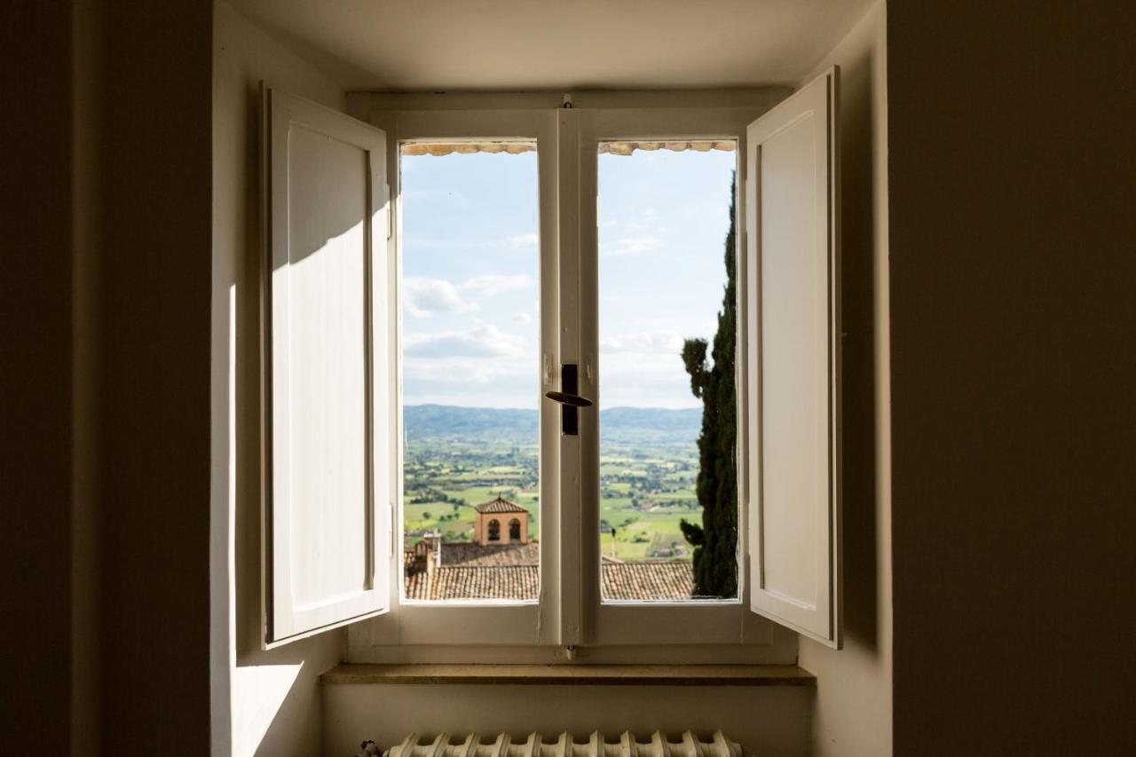 Room En Suite La Corte Ασίζη Εξωτερικό φωτογραφία