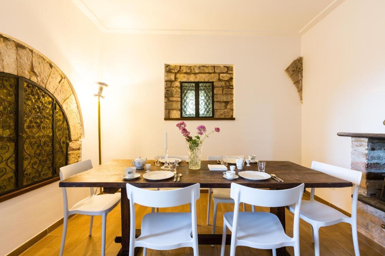Room En Suite La Corte Ασίζη Εξωτερικό φωτογραφία