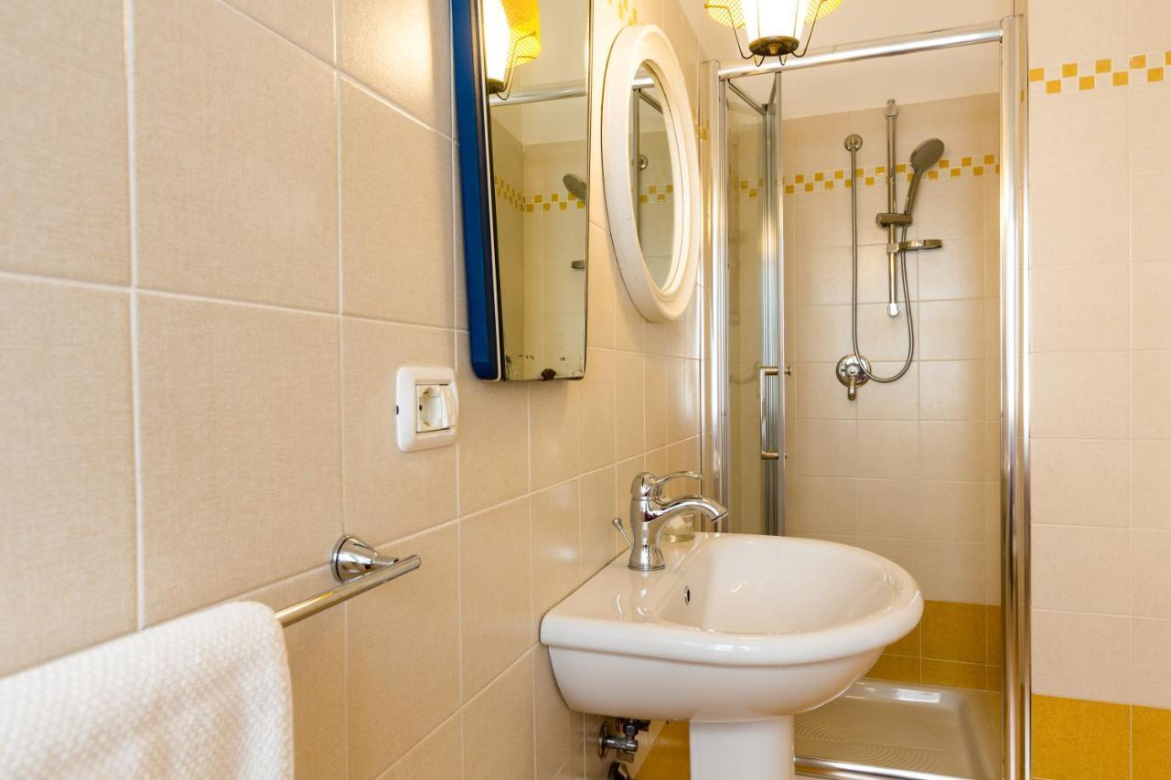 Room En Suite La Corte Ασίζη Εξωτερικό φωτογραφία